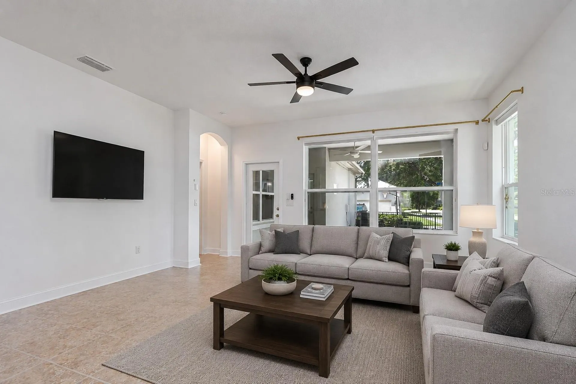 5301 Match Point Place Lithia FL 33547