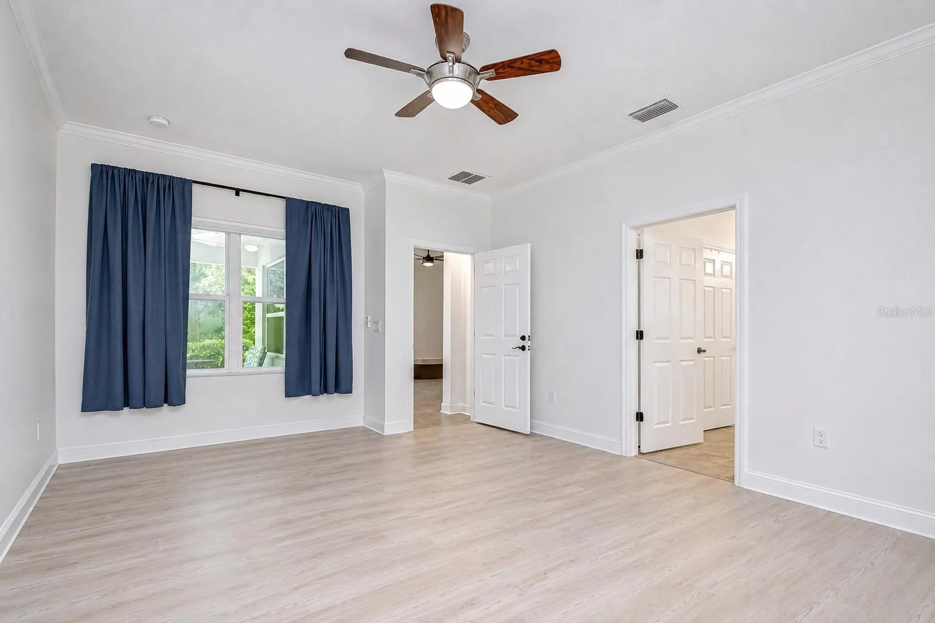 5301 Match Point Place Lithia FL 33547