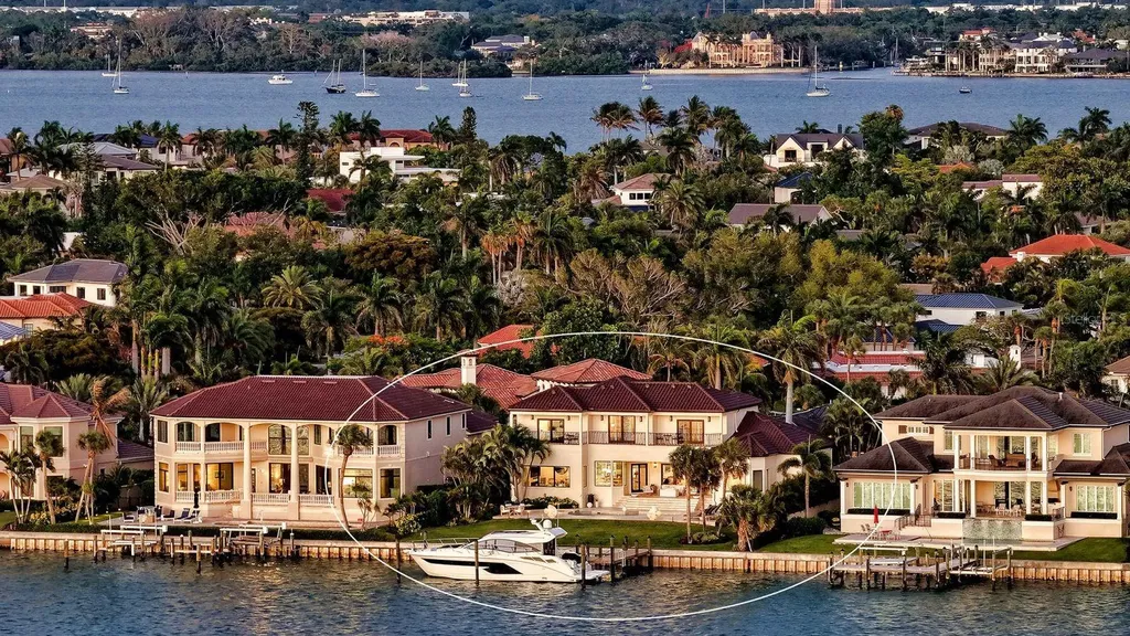 344 W Royal Flamingo Drive Sarasota FL 34236