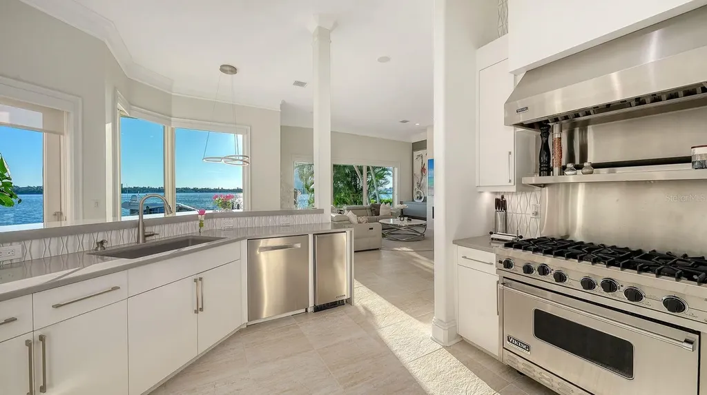 344 W Royal Flamingo Drive Sarasota FL 34236