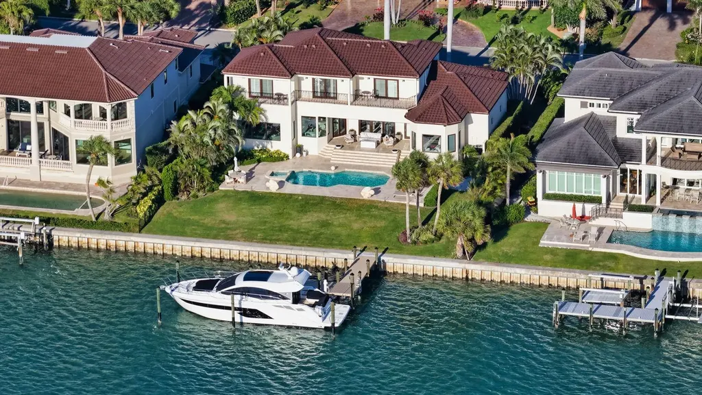 344 W Royal Flamingo Drive Sarasota FL 34236