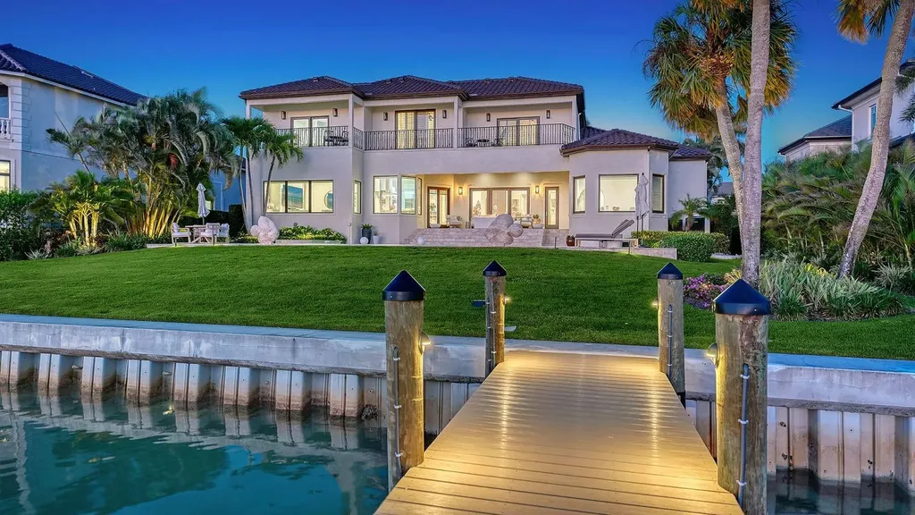 344 W Royal Flamingo Drive Sarasota FL 34236