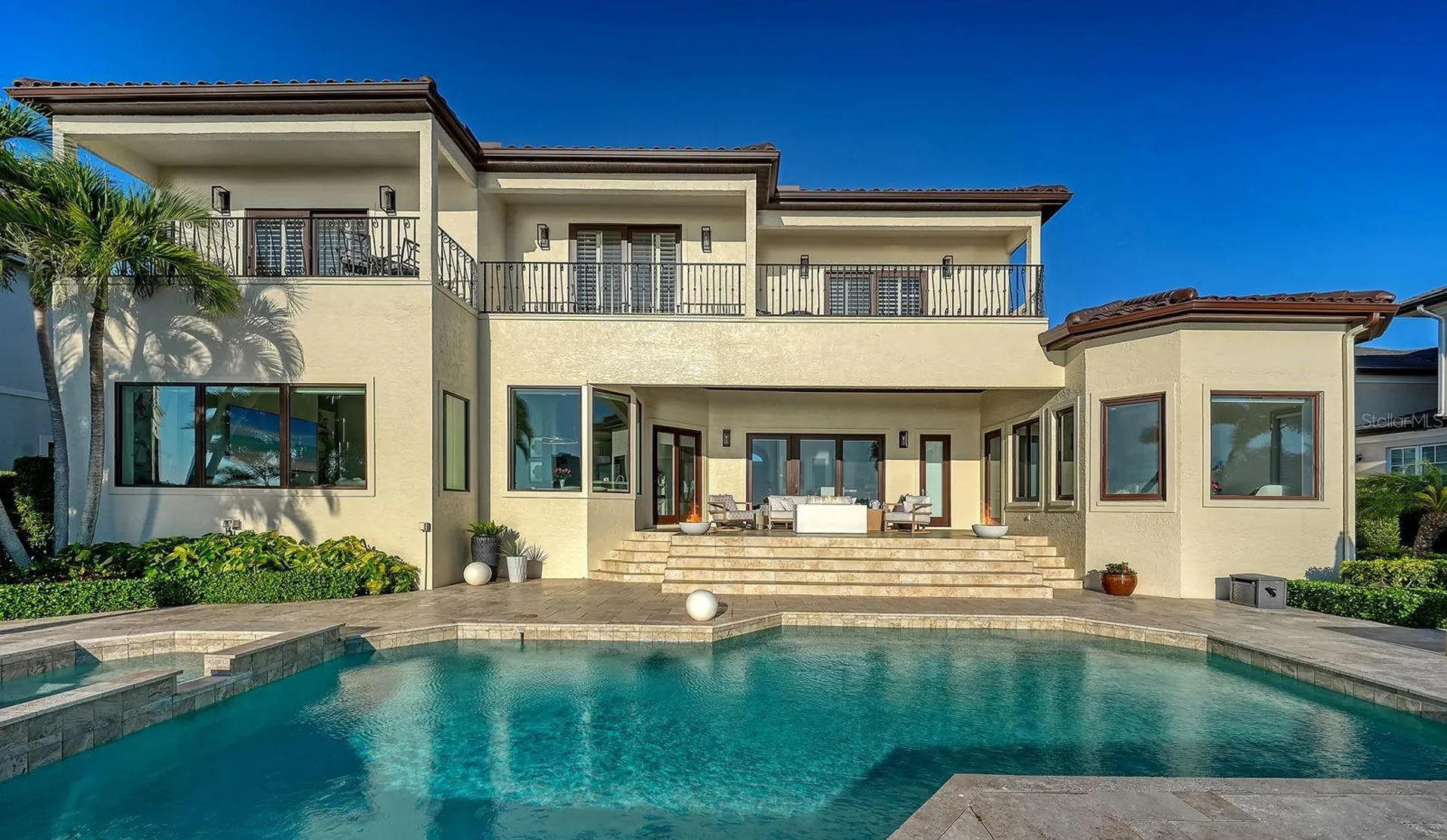 344 W Royal Flamingo Drive Sarasota FL 34236