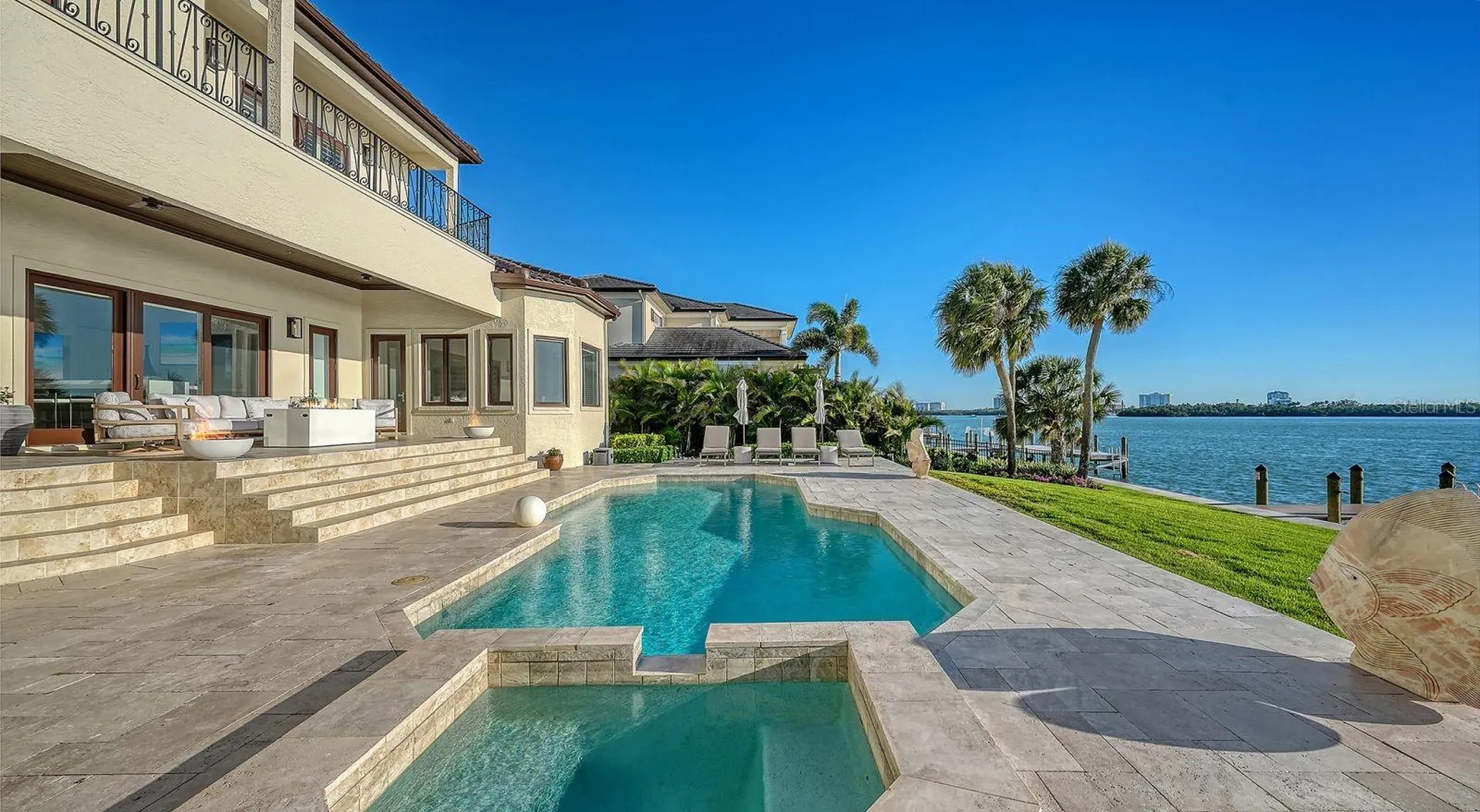 344 W Royal Flamingo Drive Sarasota FL 34236