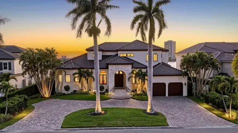 344 W Royal Flamingo Drive Sarasota FL 34236