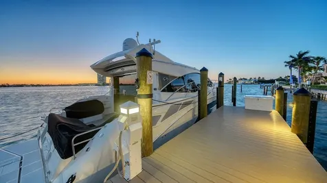 344 W Royal Flamingo Drive Sarasota FL 34236