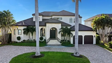 344 W Royal Flamingo Drive Sarasota FL 34236