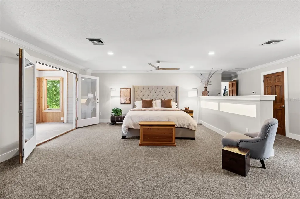 240 W 7th Street Chuluota FL 32766