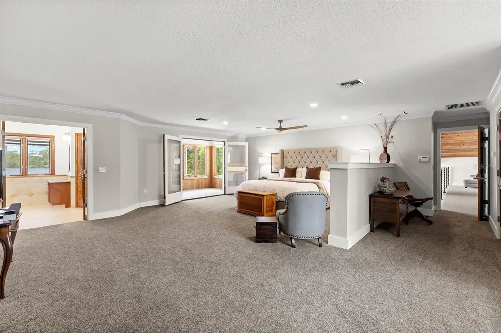 240 W 7th Street Chuluota FL 32766