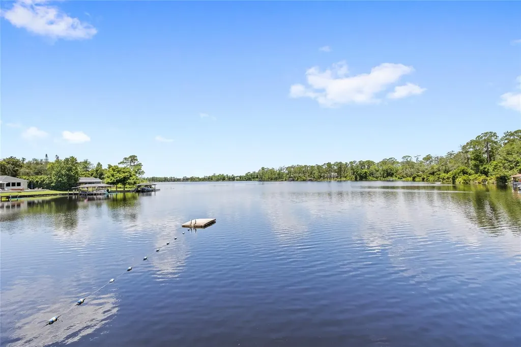 240 W 7th Street Chuluota FL 32766