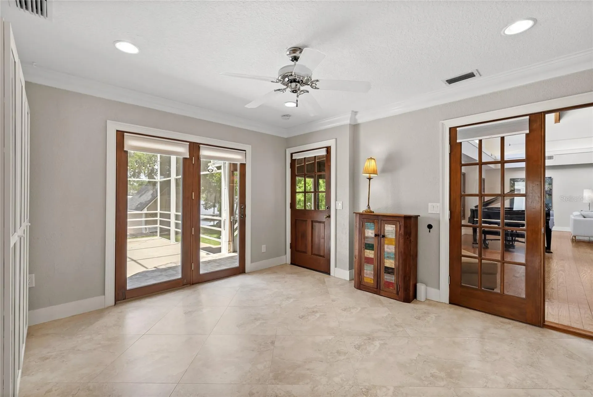 240 W 7th Street Chuluota FL 32766