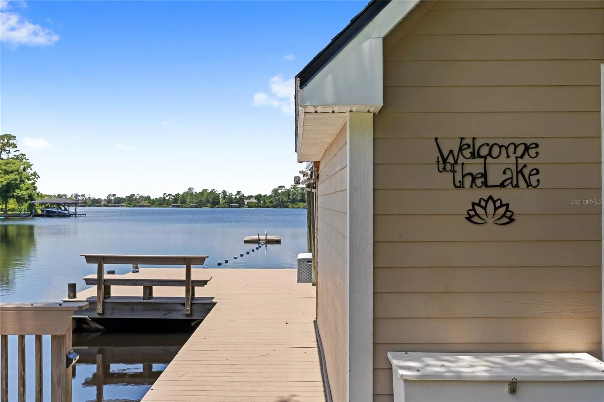 240 W 7th Street Chuluota FL 32766