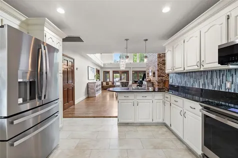 240 W 7th Street Chuluota FL 32766
