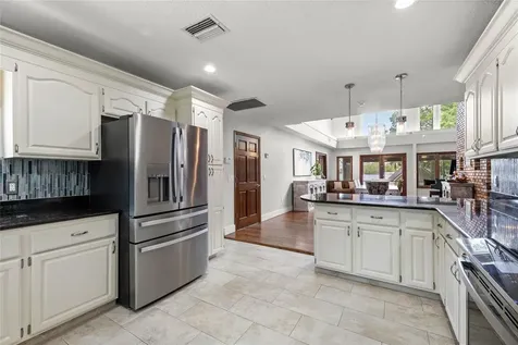 240 W 7th Street Chuluota FL 32766