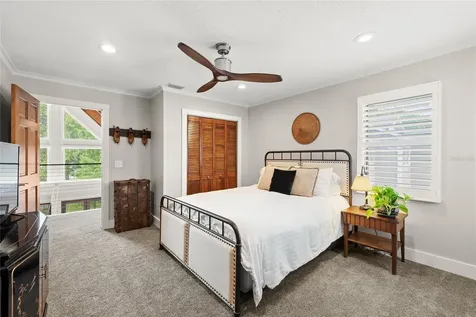 240 W 7th Street Chuluota FL 32766