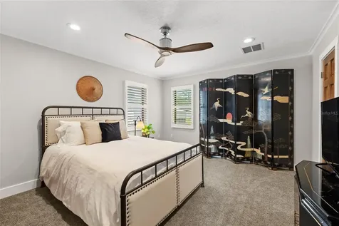 240 W 7th Street Chuluota FL 32766