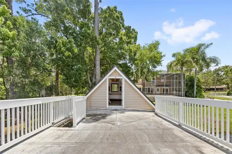 240 W 7th Street Chuluota FL 32766