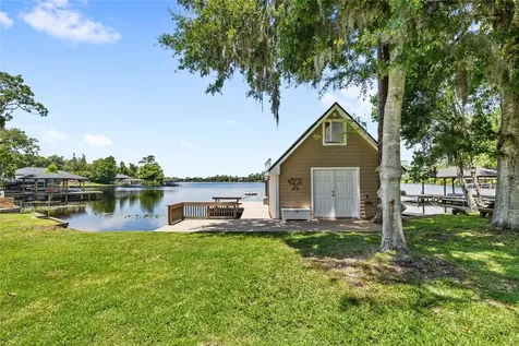 240 W 7th Street Chuluota FL 32766