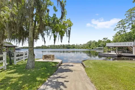 240 W 7th Street Chuluota FL 32766