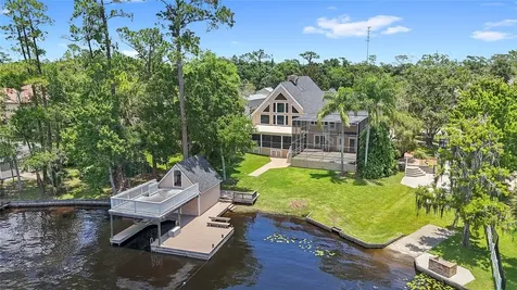 240 W 7th Street Chuluota FL 32766