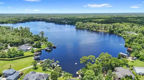 240 W 7th Street Chuluota FL 32766