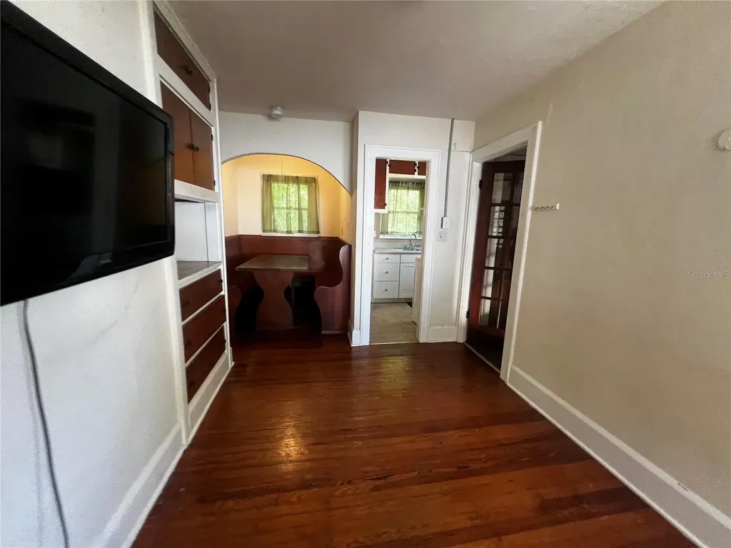 2034 NW 3rd Avenue Gainesville FL 32603