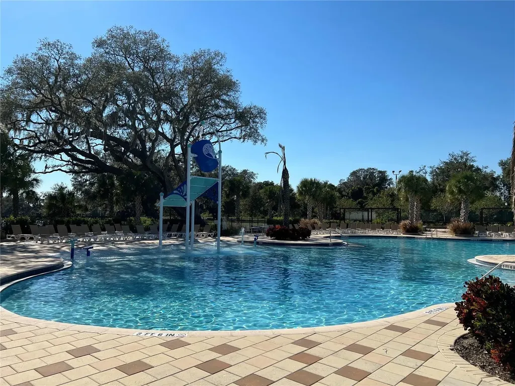 2377 Volunteer Avenue Kissimmee FL 34744