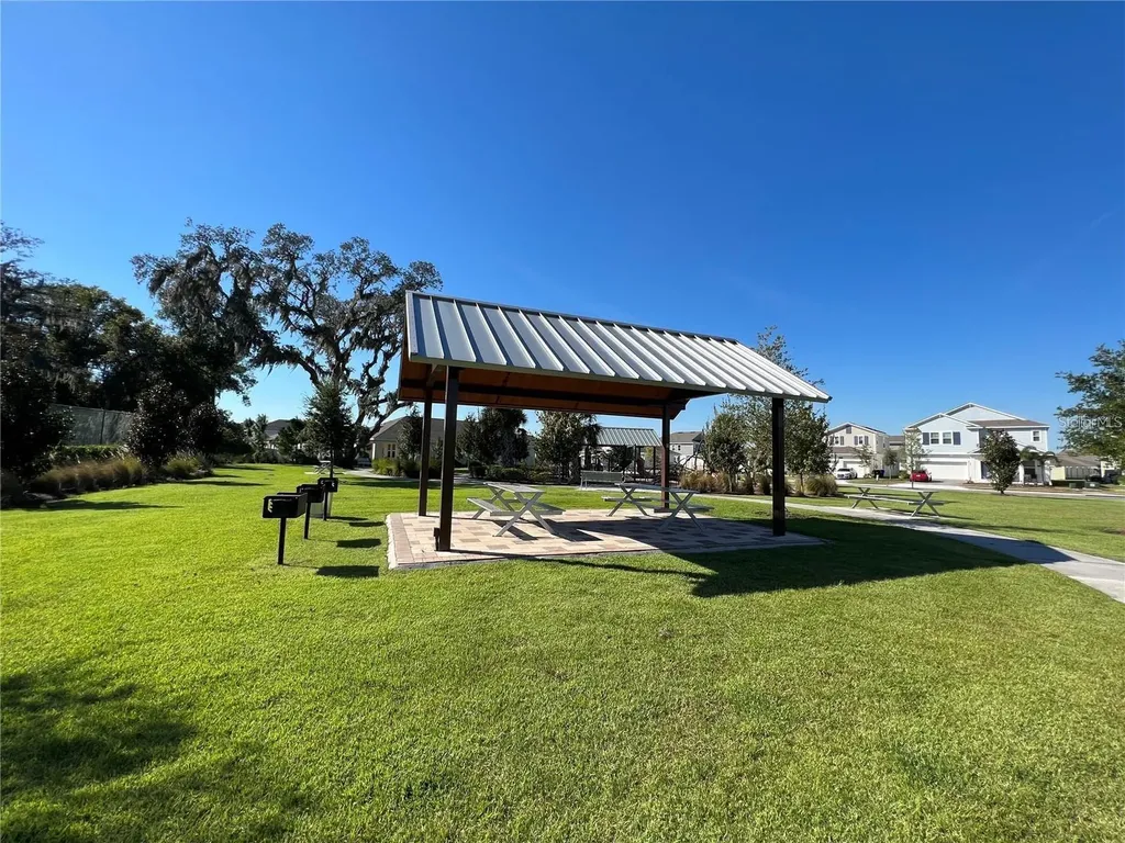 2377 Volunteer Avenue Kissimmee FL 34744