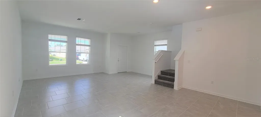 2377 Volunteer Avenue Kissimmee FL 34744