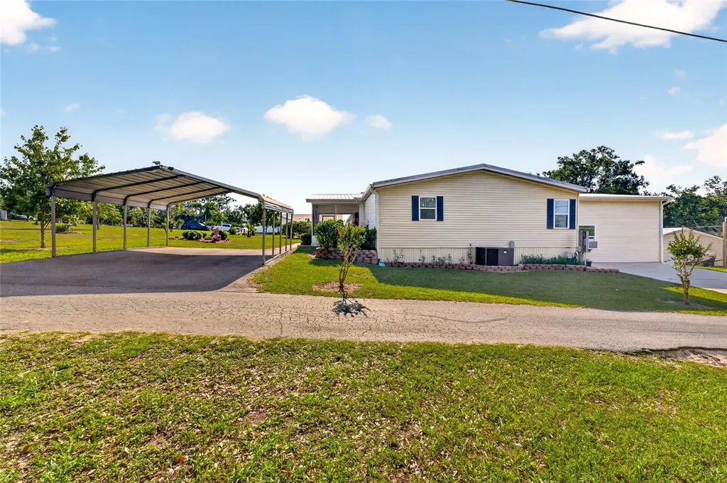 9706 Us Highway 301 Dade City FL 33525