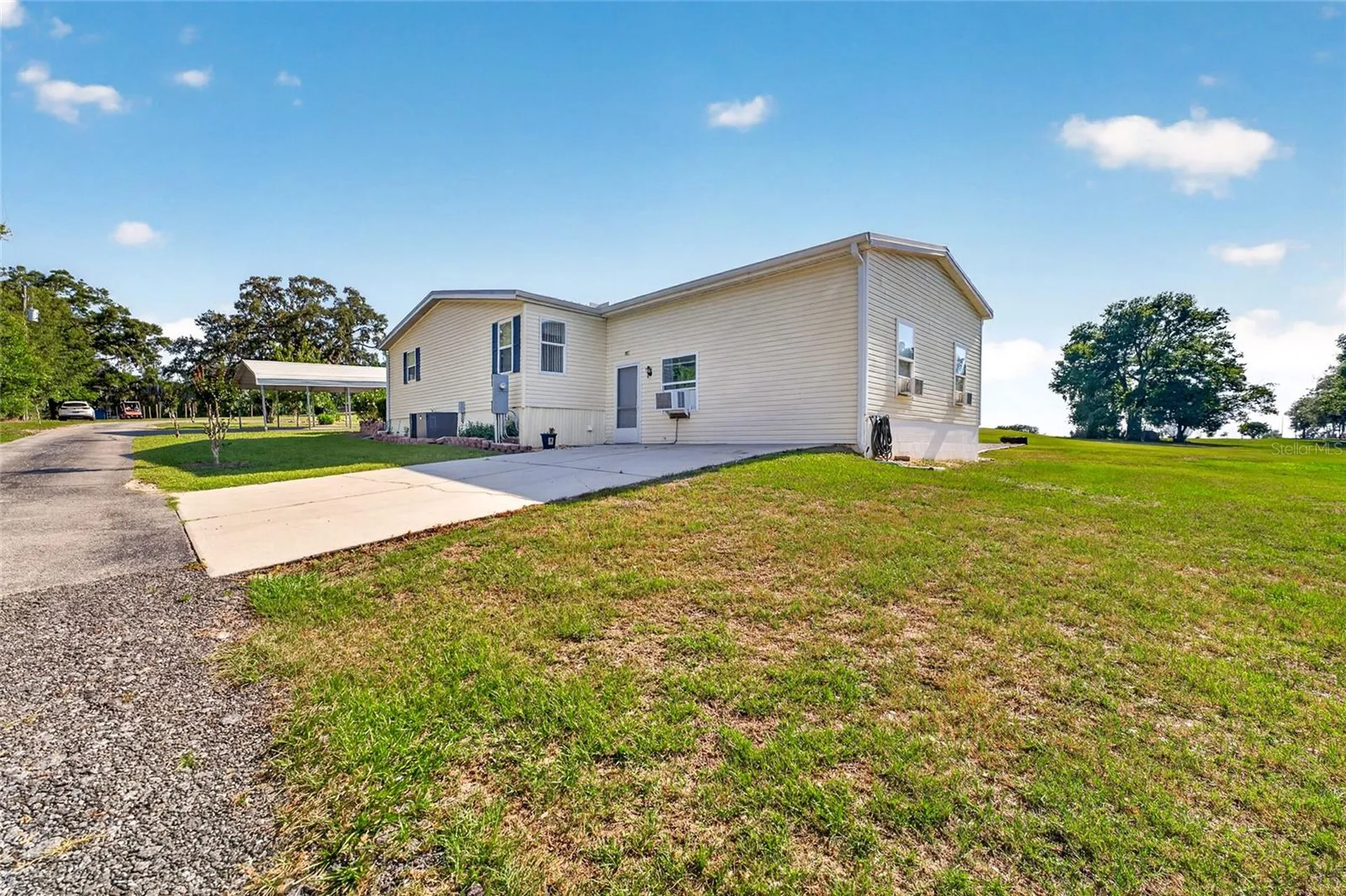 9706 Us Highway 301 Dade City FL 33525