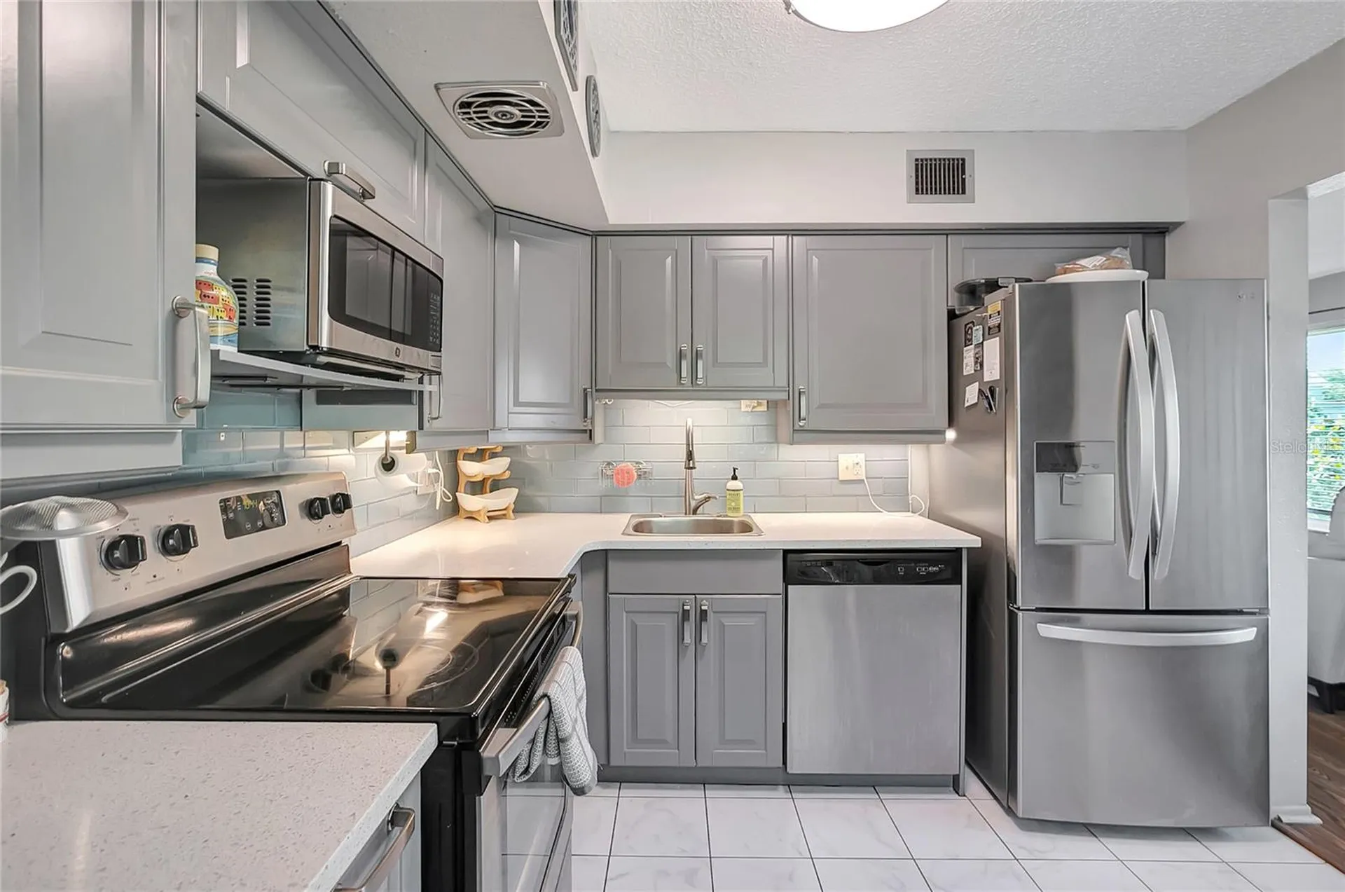2461 Rhodesian Drive Clearwater FL 33763