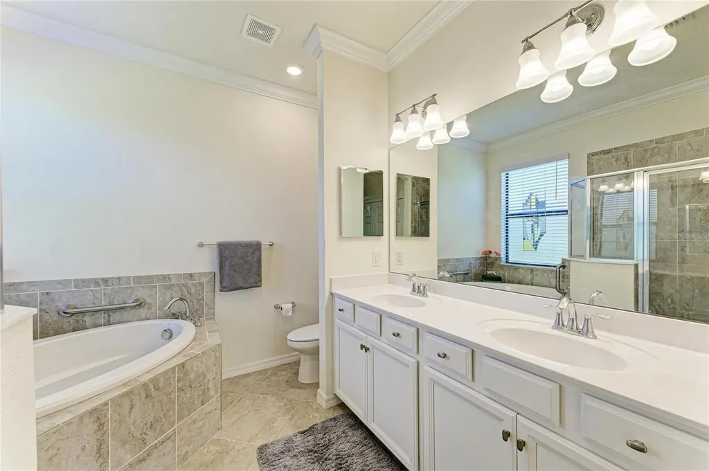 12265 Amica Loop Venice FL 34293