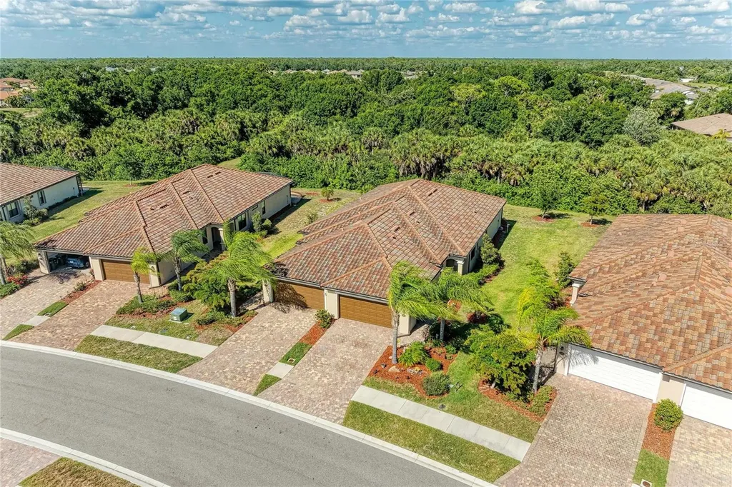 12265 Amica Loop Venice FL 34293