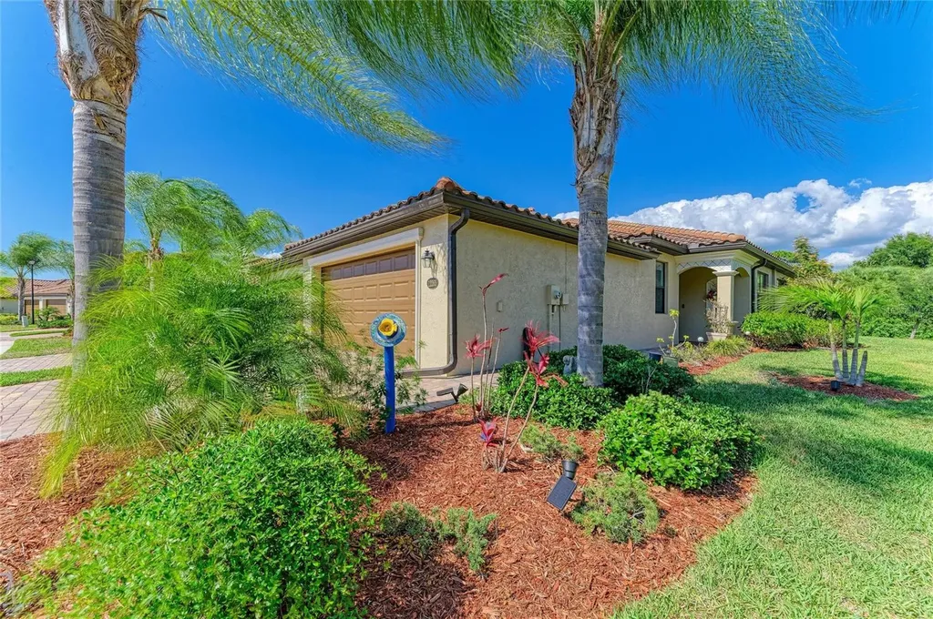 12265 Amica Loop Venice FL 34293
