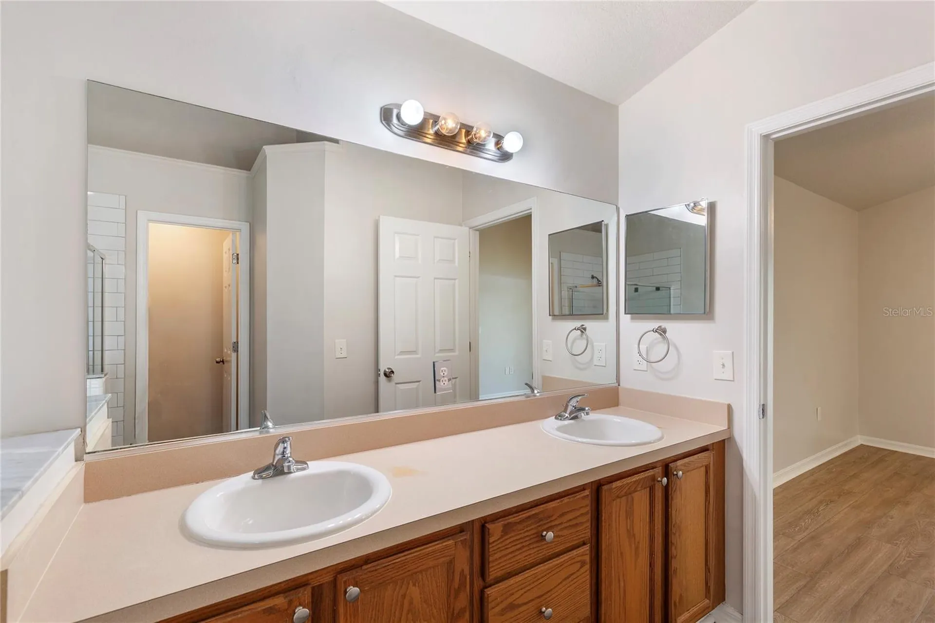 6912 Jamestown Manor Drive Riverview FL 33578