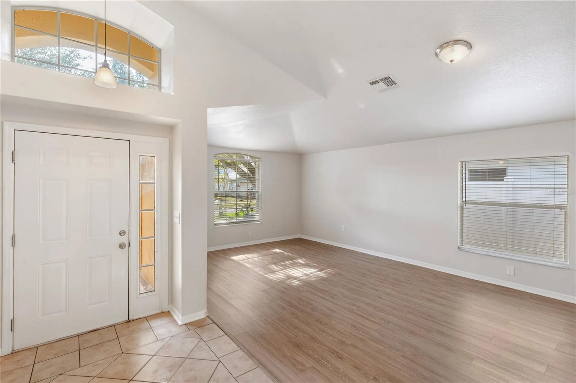 6912 Jamestown Manor Drive Riverview FL 33578