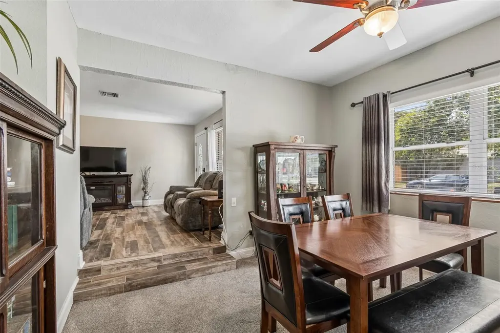 5598 14th Avenue N St Petersburg FL 33710