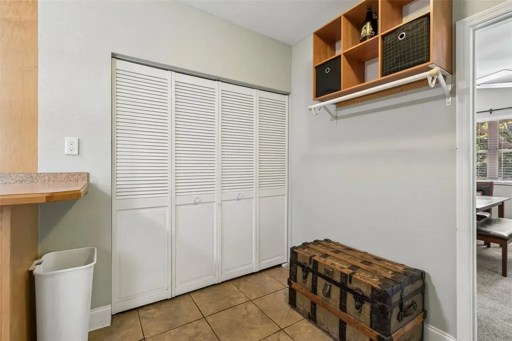 5598 14th Avenue N St Petersburg FL 33710