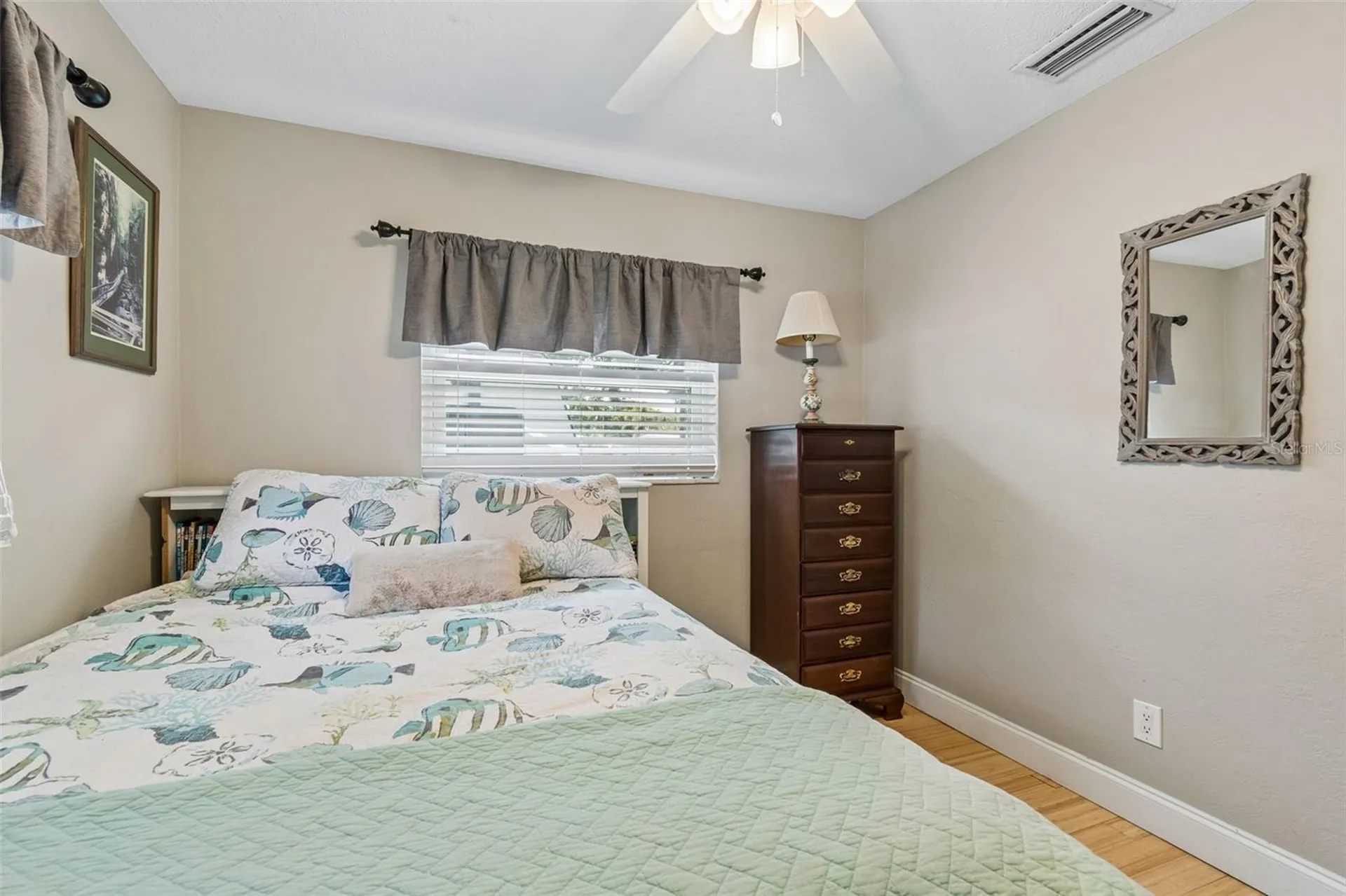 5598 14th Avenue N St Petersburg FL 33710