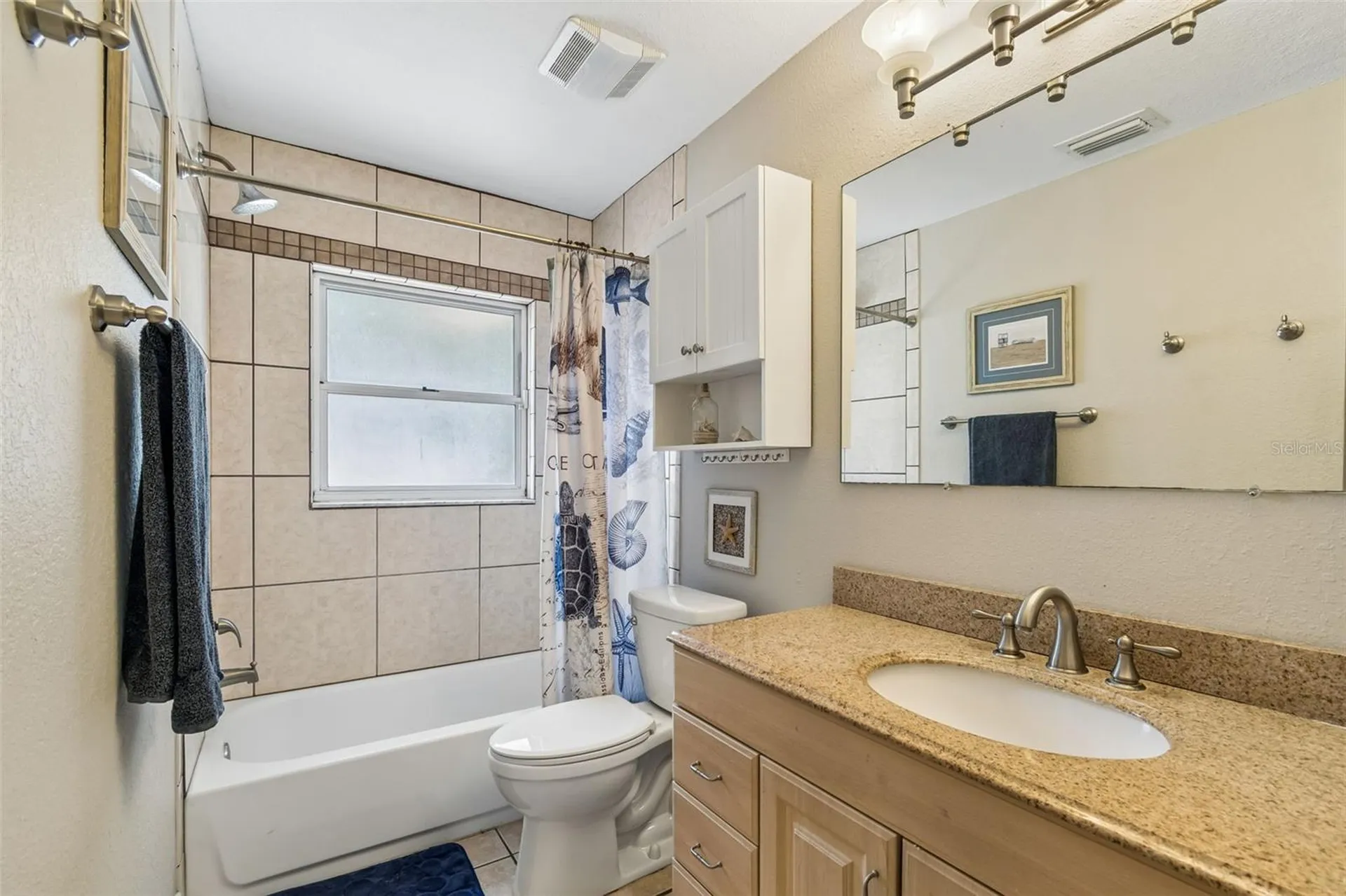 5598 14th Avenue N St Petersburg FL 33710