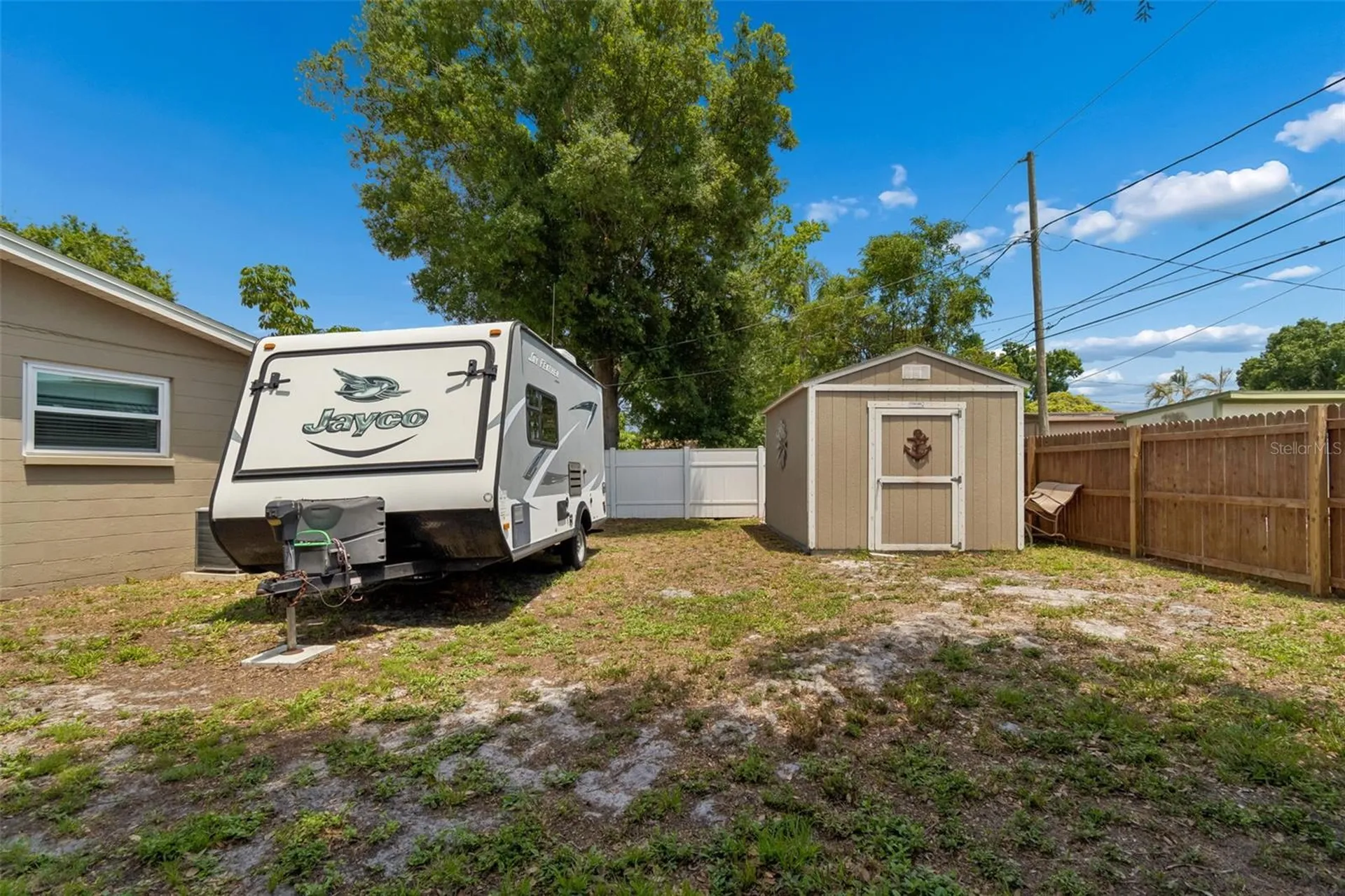 5598 14th Avenue N St Petersburg FL 33710