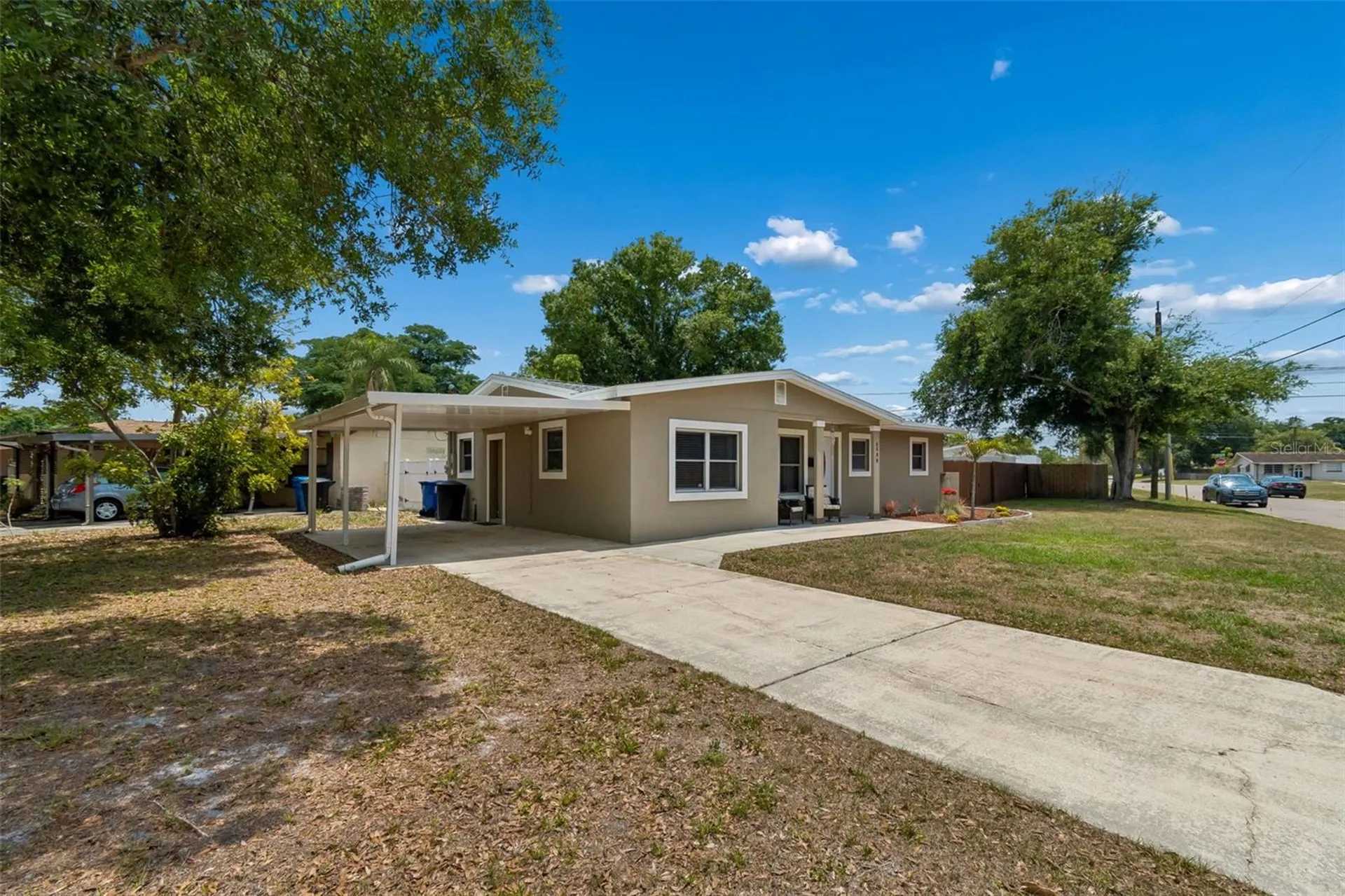 5598 14th Avenue N St Petersburg FL 33710