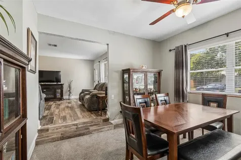 5598 14th Avenue N St Petersburg FL 33710
