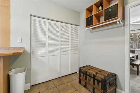 5598 14th Avenue N St Petersburg FL 33710