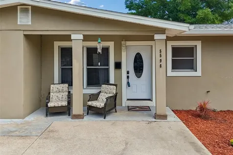 5598 14th Avenue N St Petersburg FL 33710