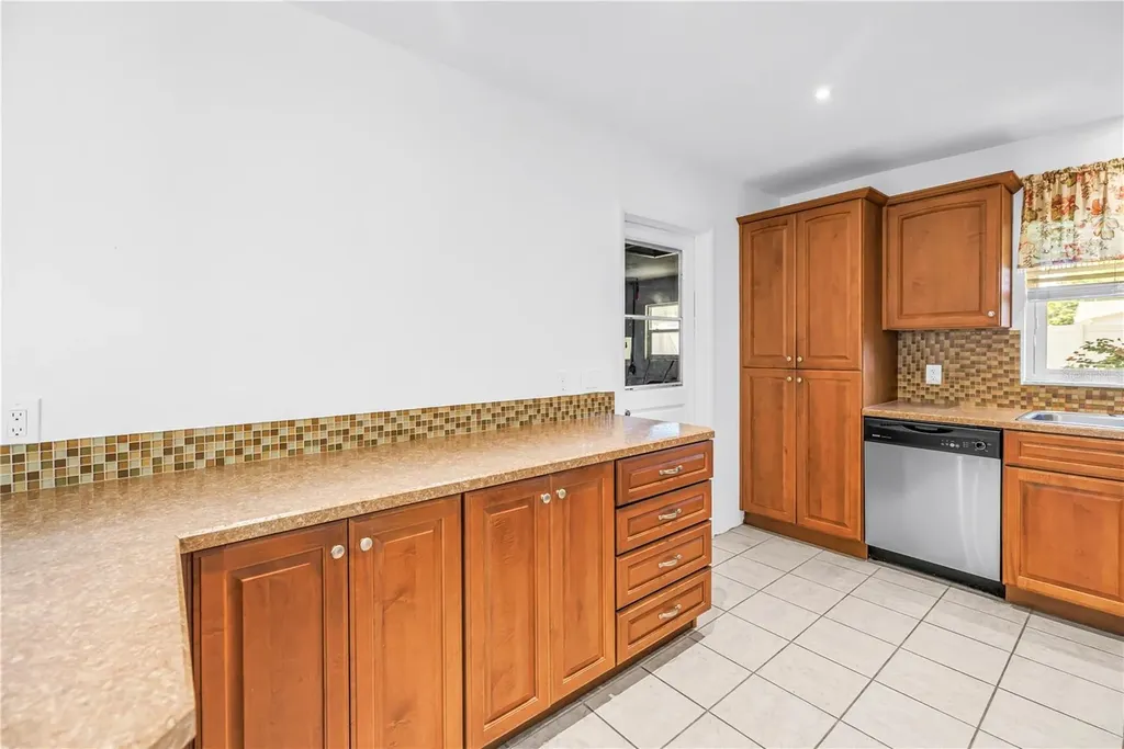 1550 Idle Drive Largo FL 33756