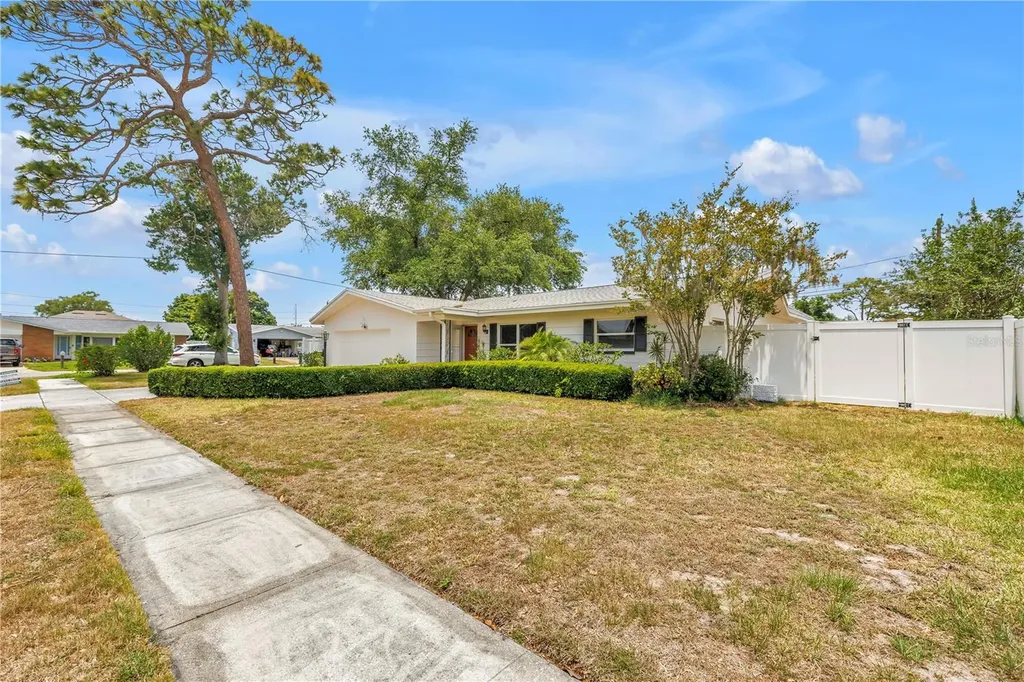 1550 Idle Drive Largo FL 33756