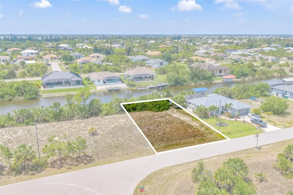 15424 Hennipen Circle Port Charlotte FL 33981
