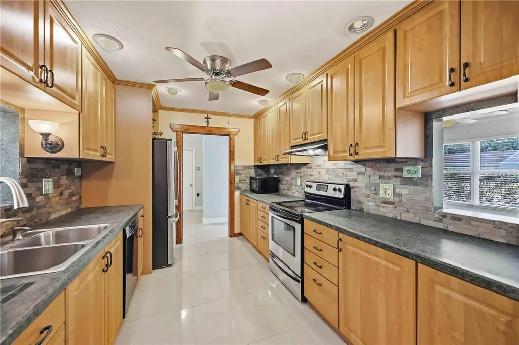 2419 Roxbury Circle North Port FL 34287
